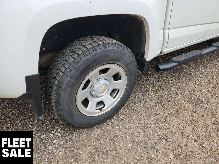 2021-chevrolet-colorado-image-9