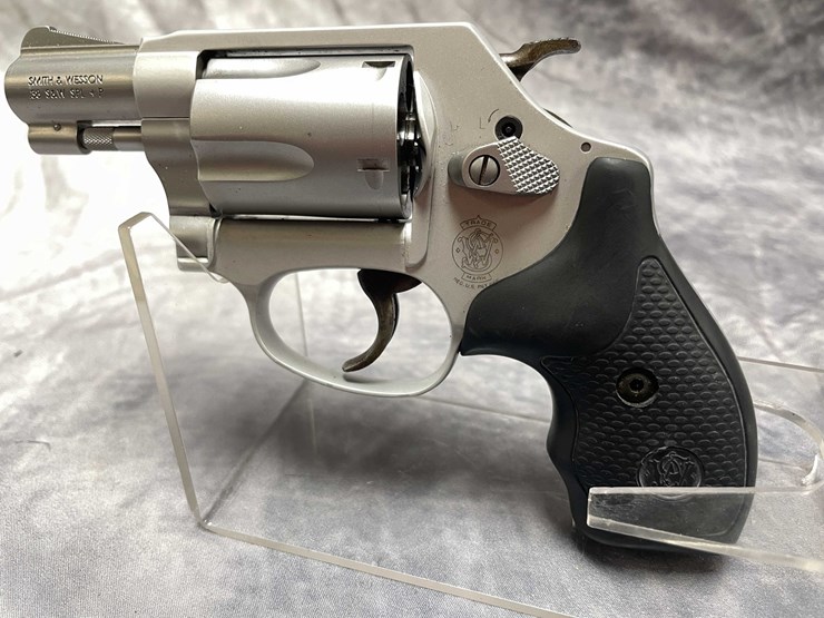 #10859-•-smith-&-wesson-m637-,-38-spl-revolver,-sn:-cvp9964637-2-image-11