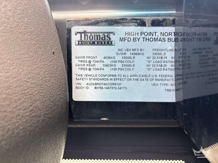 2016-freightliner-b2-image-5