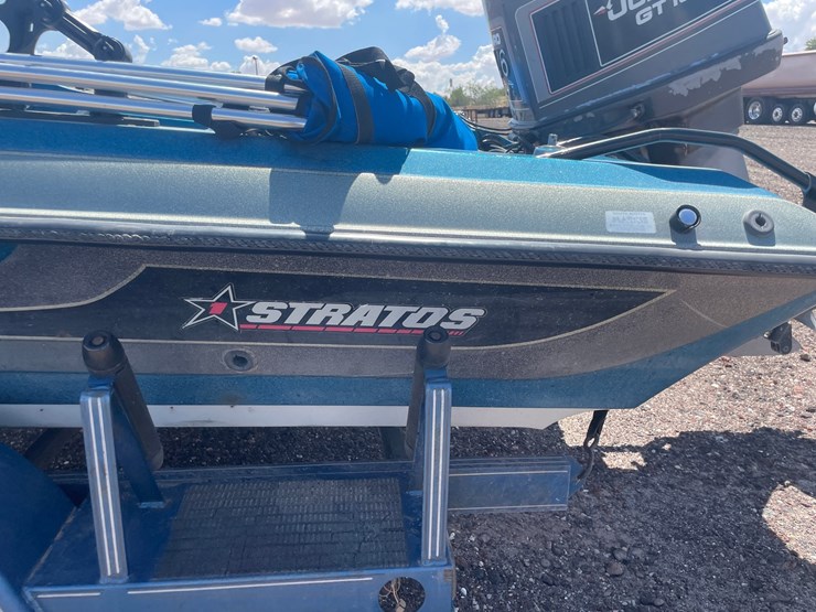#2151-•-1989-stratos-bass-boat-and-stratos-trailer-image-8