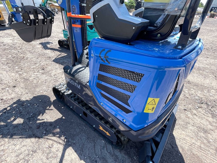 #2450-•-2026-cfg-dm20ym-mini-excavator-image-4