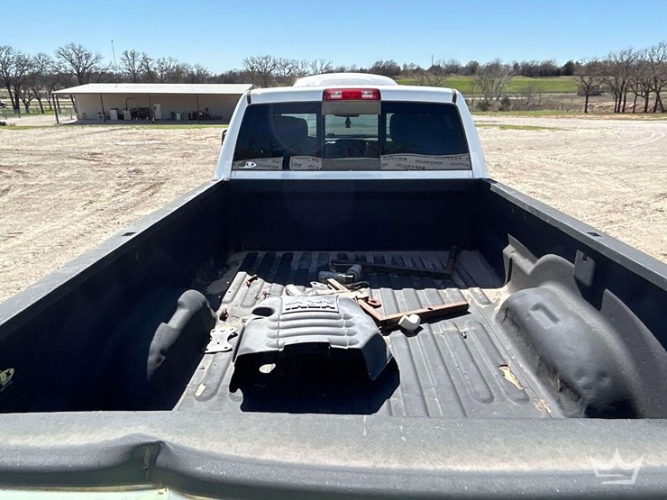 2014-dodge-2500-image-24
