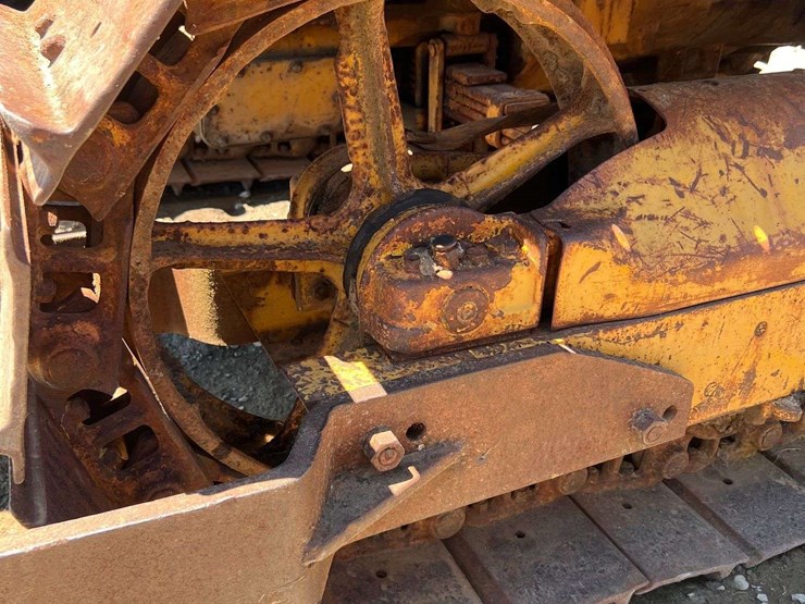 caterpillar-d4-image-22
