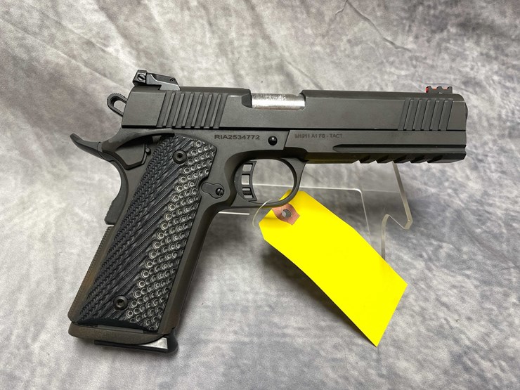 #10835-•-rock-island-1911-tac-ultra-,-45-auto-semi-auto-pistol,-sn:-ria2534772-image-2