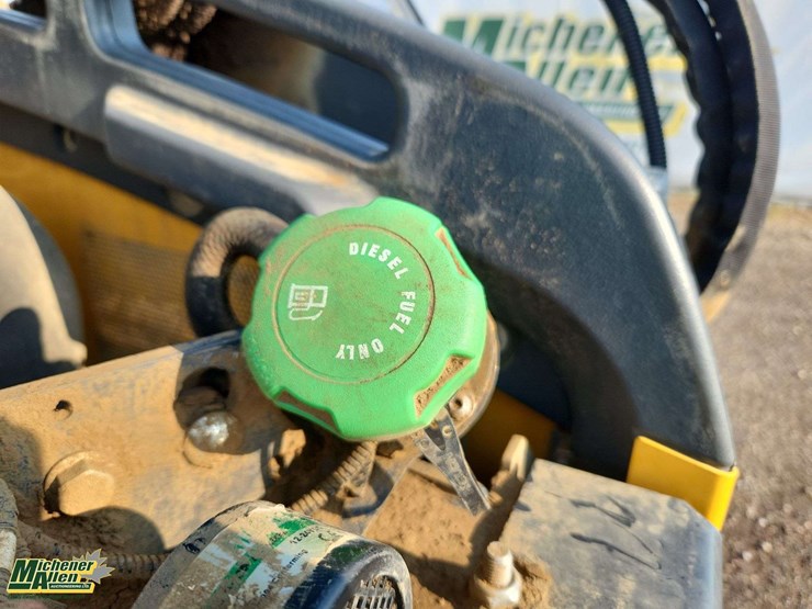 2024-deere-325g-image-35