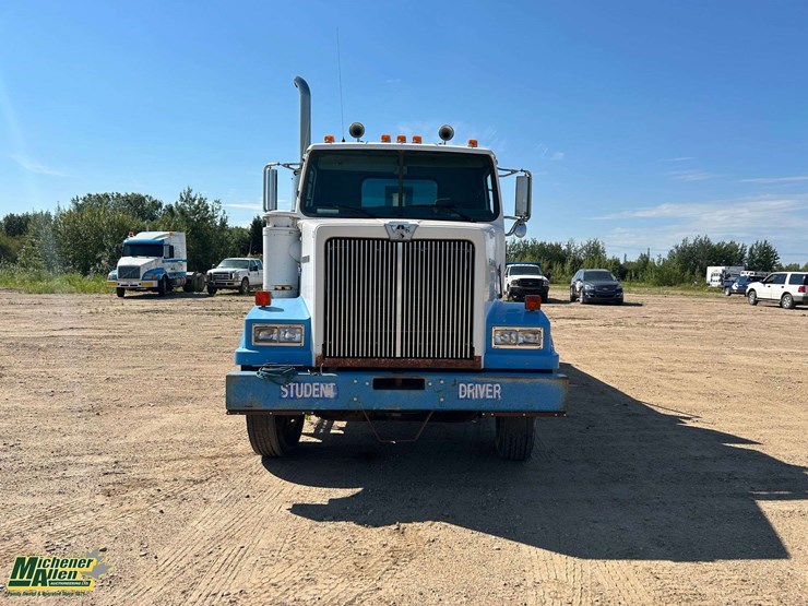 1998-western-star-4800-image-7