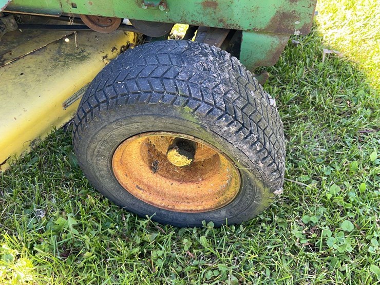 john-deere-112-image-8