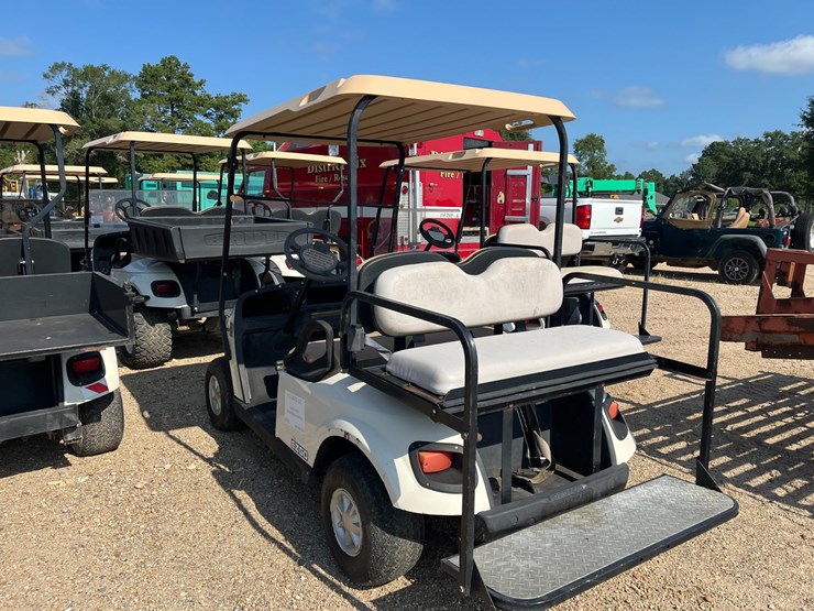 #39625-•-2016-ezgo-txt-golfcart-|-for-parts/repairs-image-3