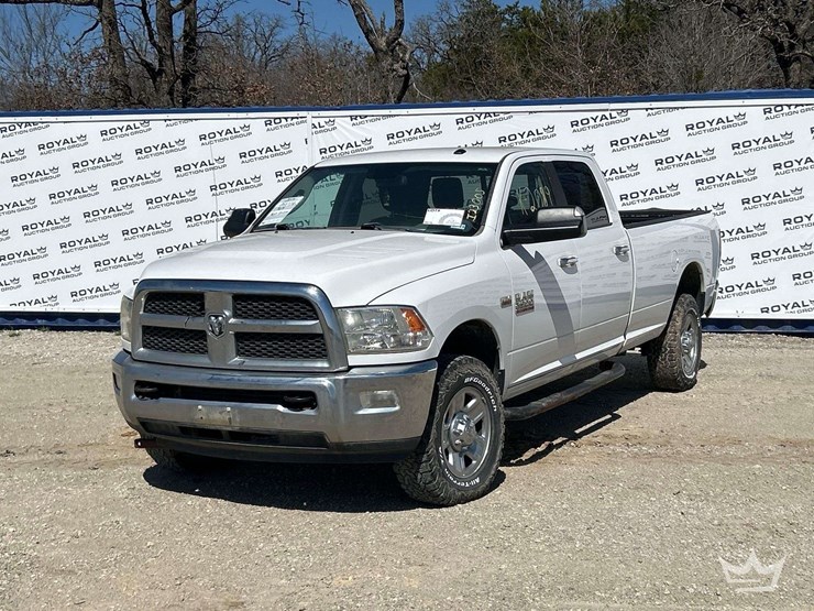 2014-dodge-2500-image-1