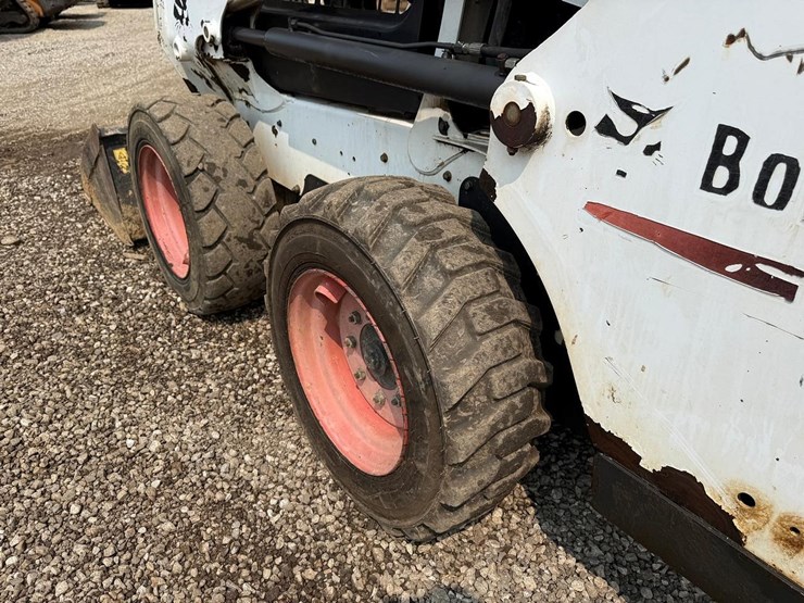 2013-bobcat-s510-image-16