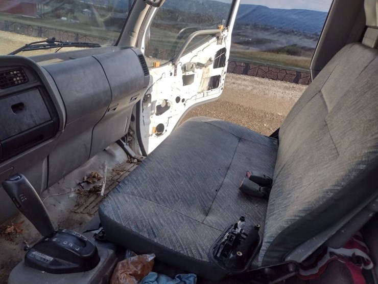 96-mitsubishi-fuso-truck^title^-(qea-4748)-image-9