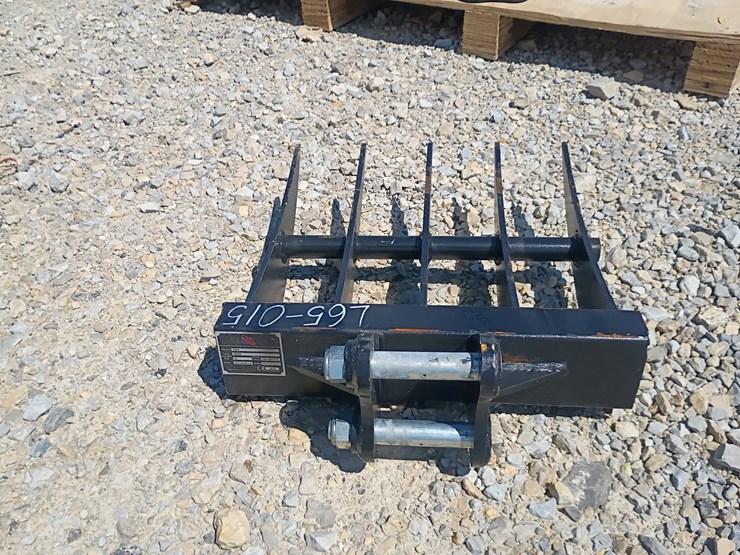 #l65-015-•-ireas-rake-mini-excavator-attachment-image-3
