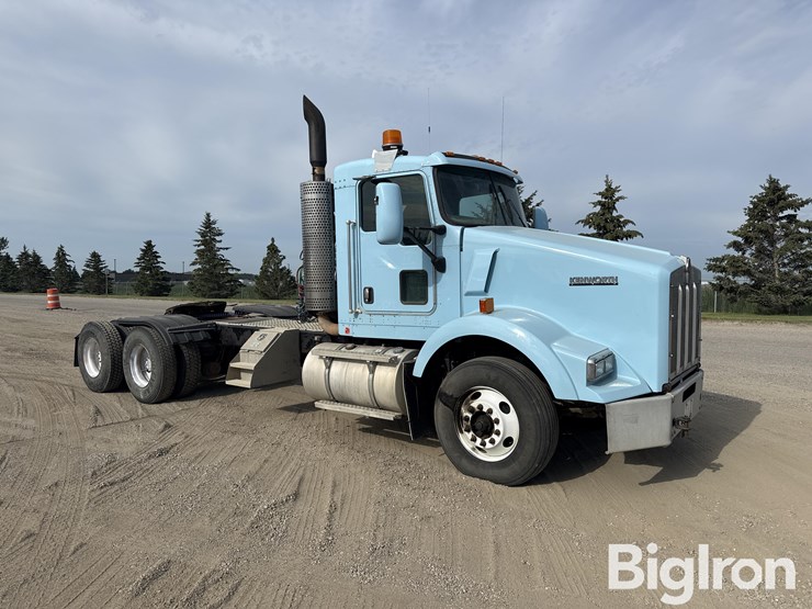 2008-kenworth-t800-image-3