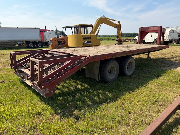 #52617-•-t/a-8'-24'-gooseneck-flatbed-trailer-inv#52617-image-3
