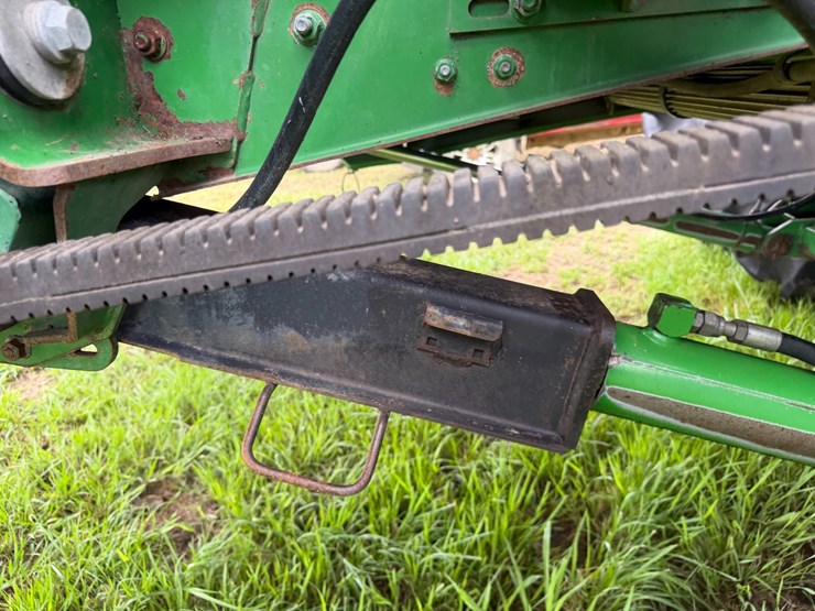 2011-john-deere-9770-sts-image-60