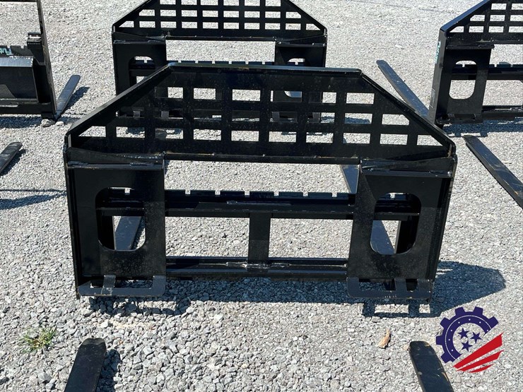 unused-2026-future-ft-dhc-skid-steer-forks---[skid-steer-attachments]-attachment-image-4