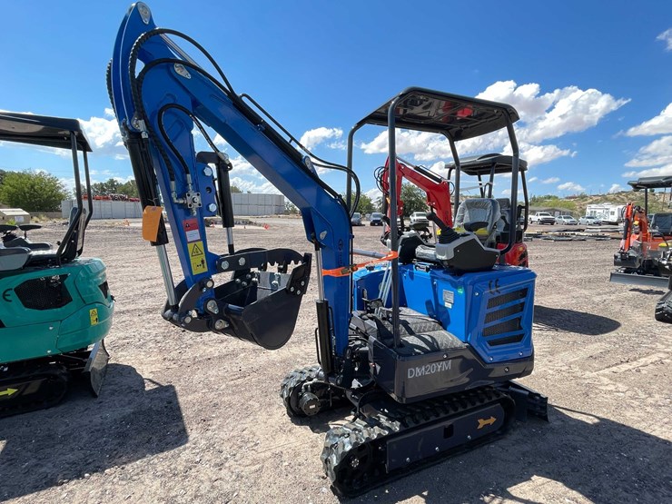 #2450-•-2026-cfg-dm20ym-mini-excavator-image-1