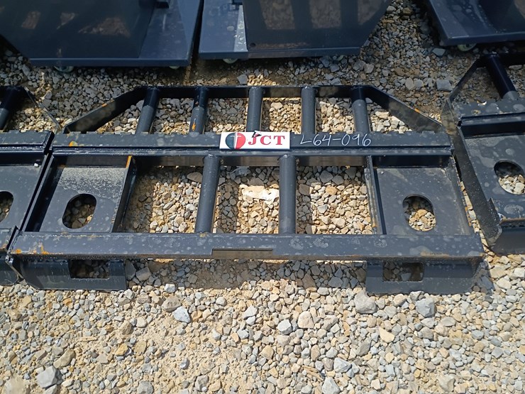 #l64-096-•-jct-pallet-fork-skid-steer-attachment-image-2