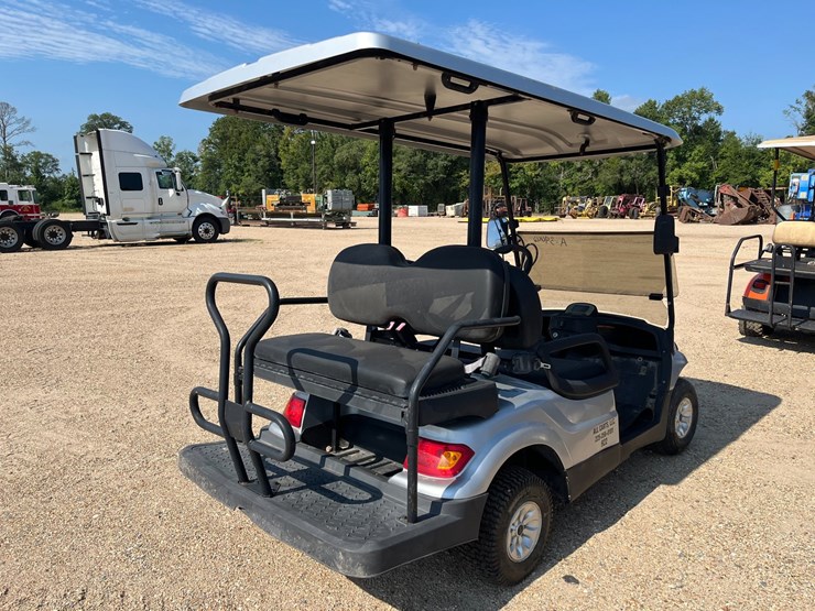 #39642-•-2022-advanced-ev-golfcart-|-for-parts/repairs-image-4