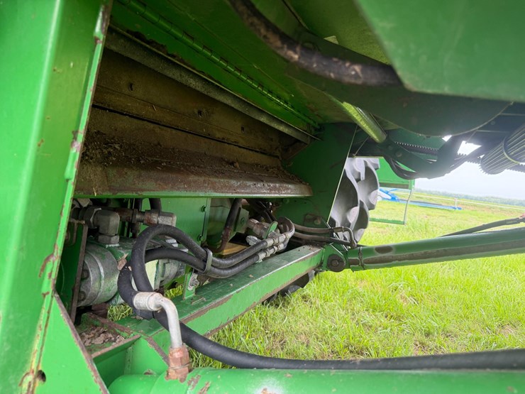 2011-john-deere-9770-sts-image-70