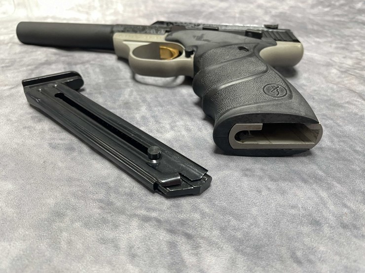 #10860-•-browning-buck-mark-,-22-lr-semi-auto-pistol,-sn:-us515yx25130-image-15