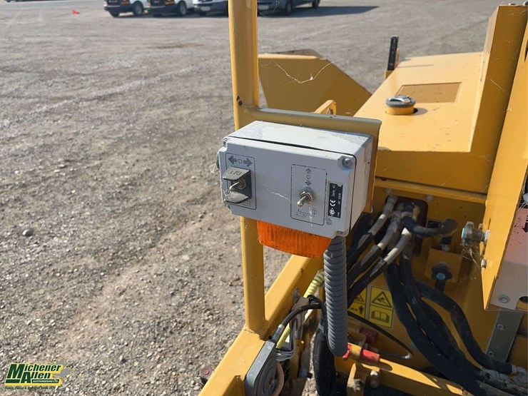 caterpillar-ap-255e-image-17