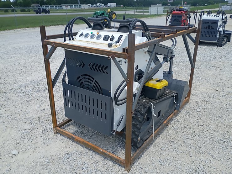 #l63-014-•-2026-zjg-380-mini-skid-steer-image-4