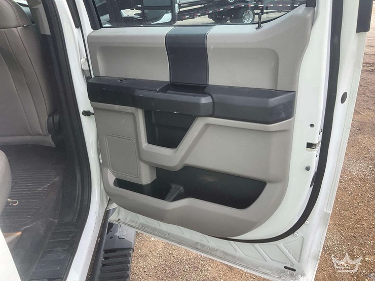 2017-ford-f250-image-26