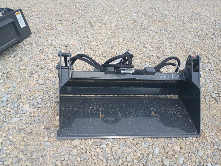 #l73-058-•-wolverine-4-in-1-bucket-mini-skid-steer-attachment-image-1