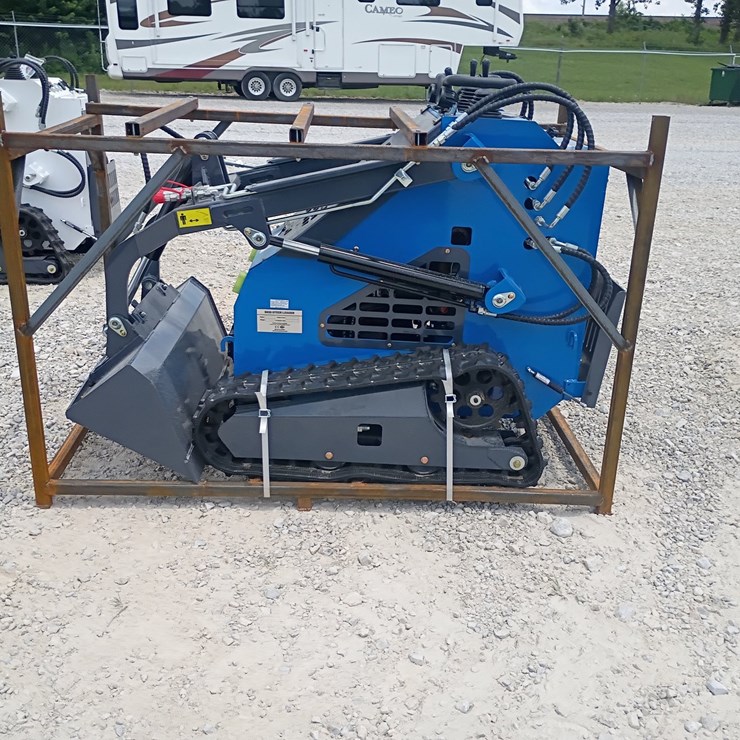 #L63-021 • 2026 ZJG 380 Mini Skid Steer