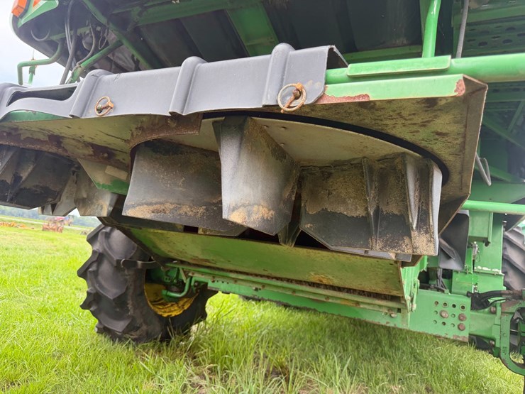 2011-john-deere-9770-sts-image-35