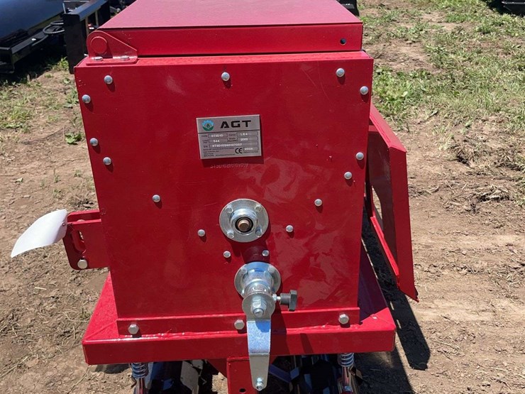 agt-skid-steer-seed-drill-image-2