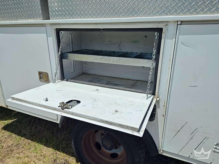 2013-ford-f450-image-25