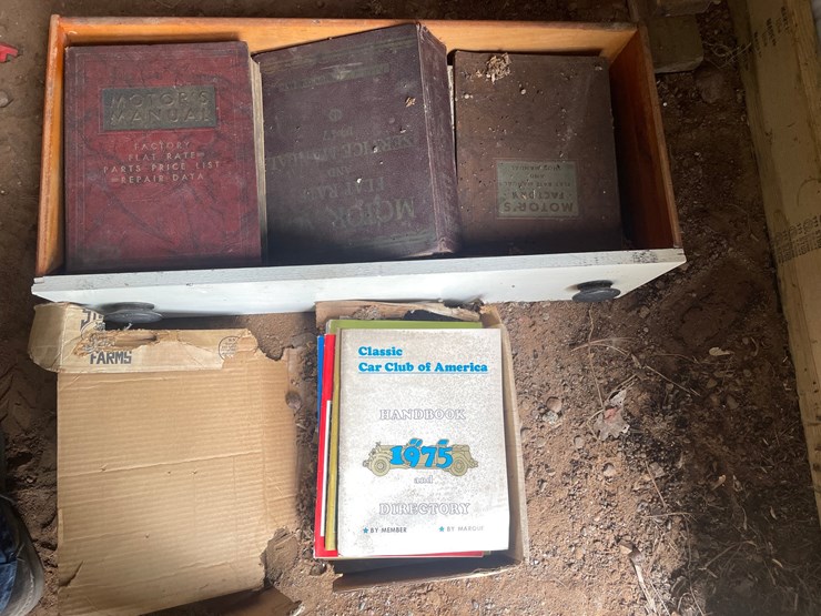 #1248-•-wooden-crate-of-vintage-automotive-manuals-image-2
