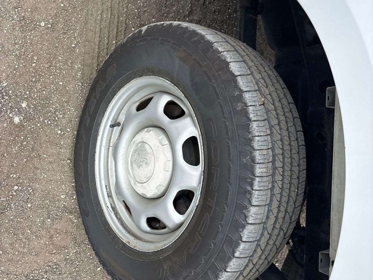 2017-ford-f150-image-26