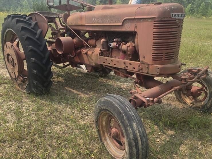 #11-•-farmall-h-vintage-tractor-image-4