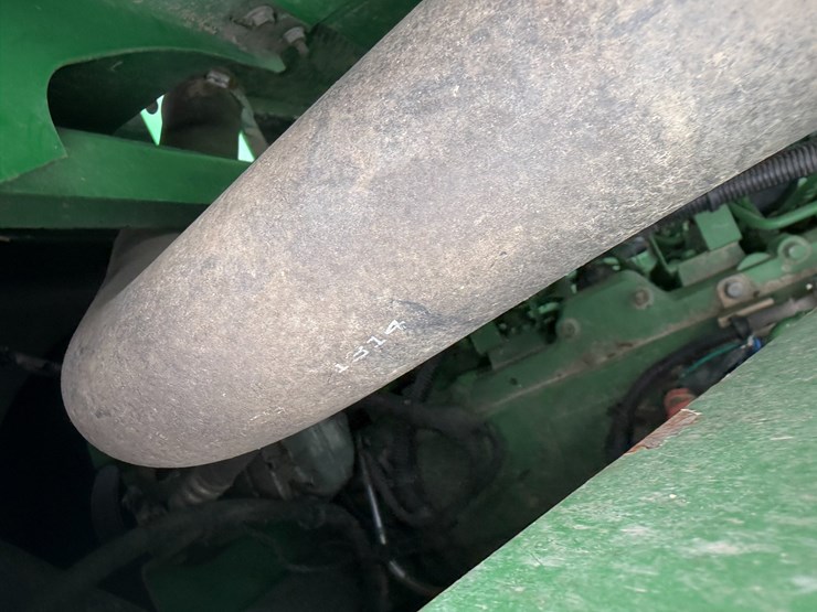 2011-john-deere-9770-sts-image-92