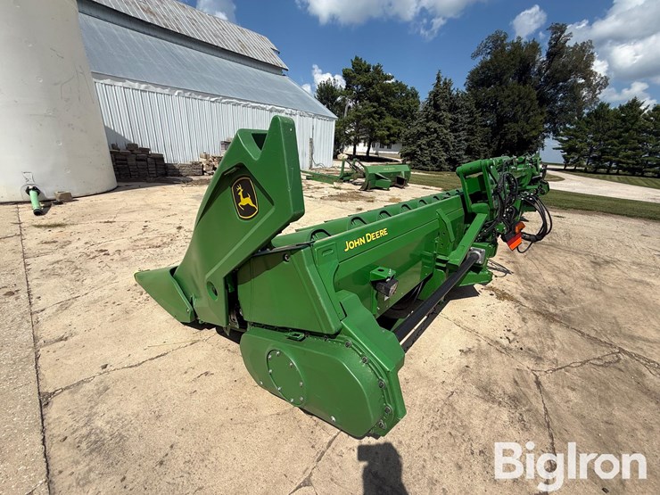 2022-john-deere-c12f-image-7