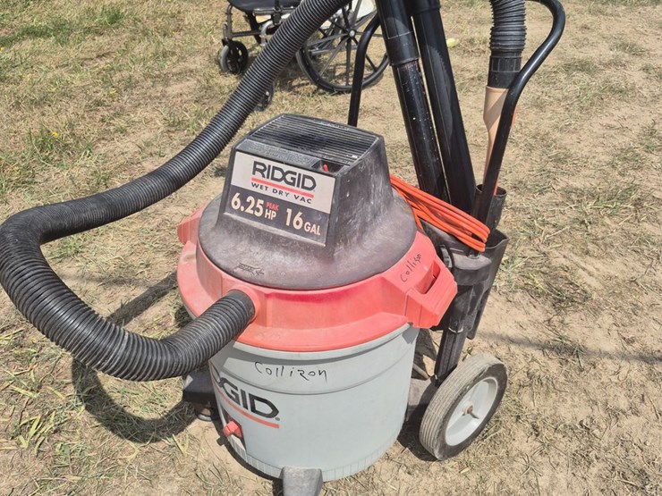 #141-•-rigid-wet-dry-vacuum-image-1