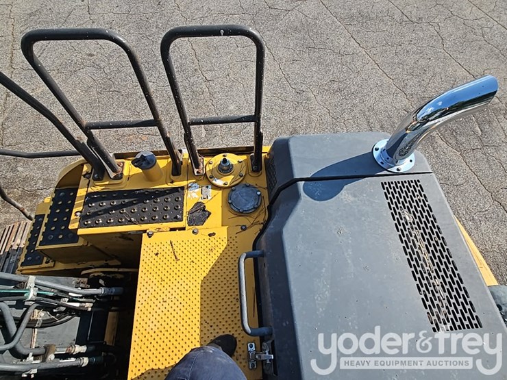 2018-deere-130g-image-25