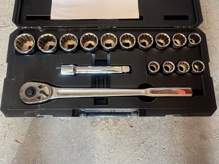 #9-•-craftsman-socket-wrench-set-image-8
