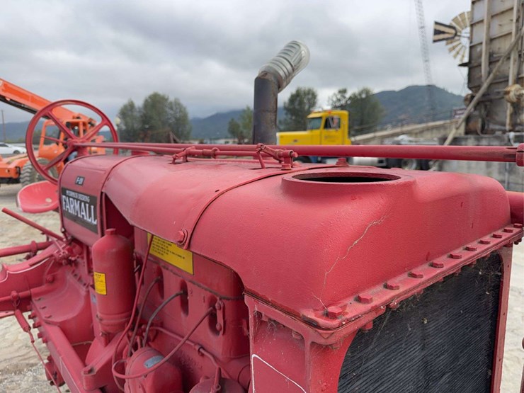 farmall-f-20-image-20