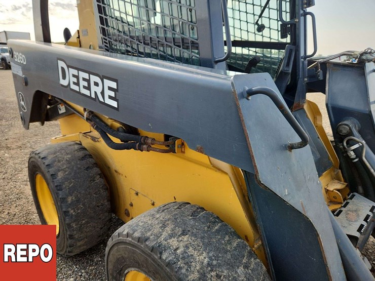 deere-326d-image-36