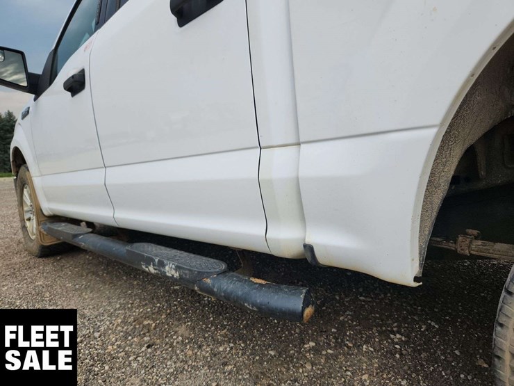 2020-ford-f150-image-37