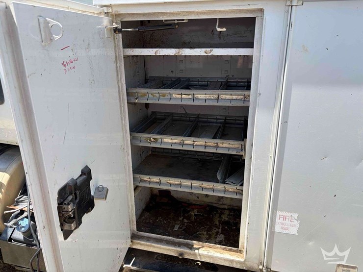 2016-international-durastar-4300-image-18