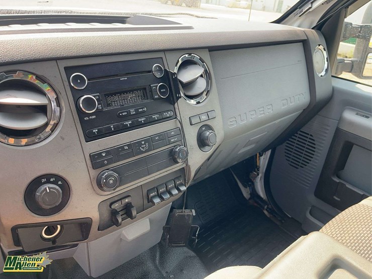 2011-ford-f350-image-19