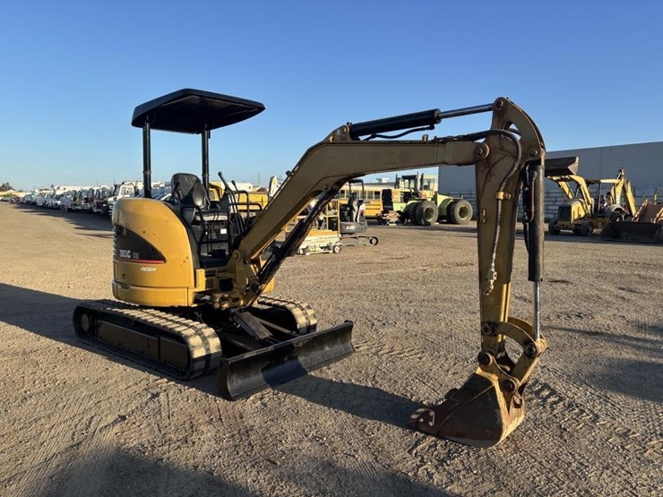 2007-caterpillar-303c-cr-image-2