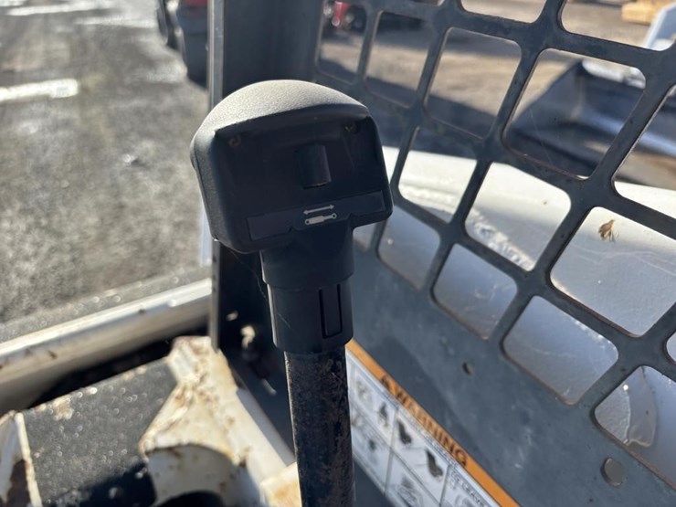 1994-bobcat-753l-image-25