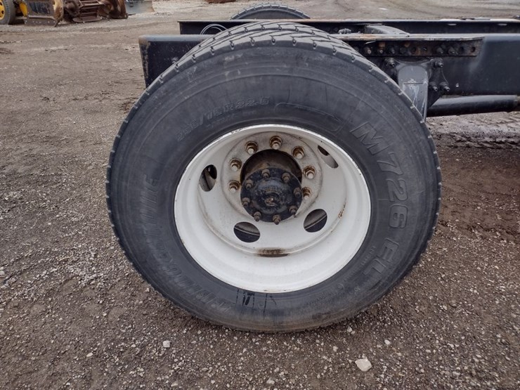 14-freightliner-cascadia-cab-&-chassis^title^-(qea-4750)-image-23