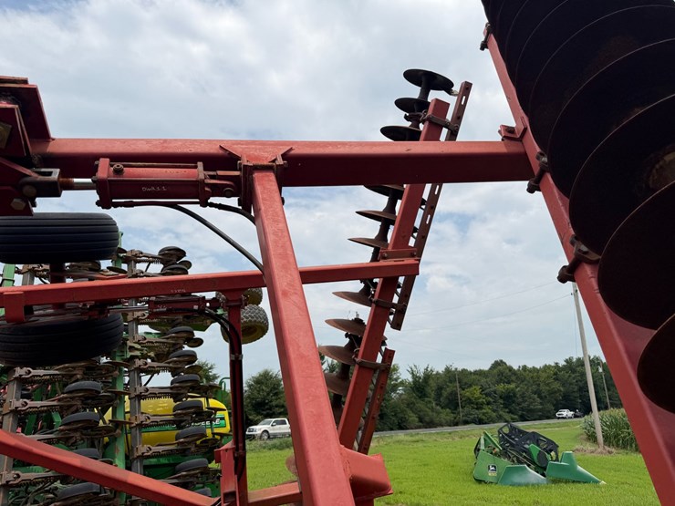 case-ih-3950-image-27